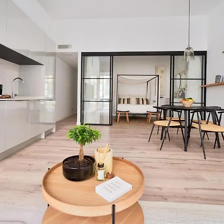 Apartamento Luxurious In The Heart Of - Su Casa Away *